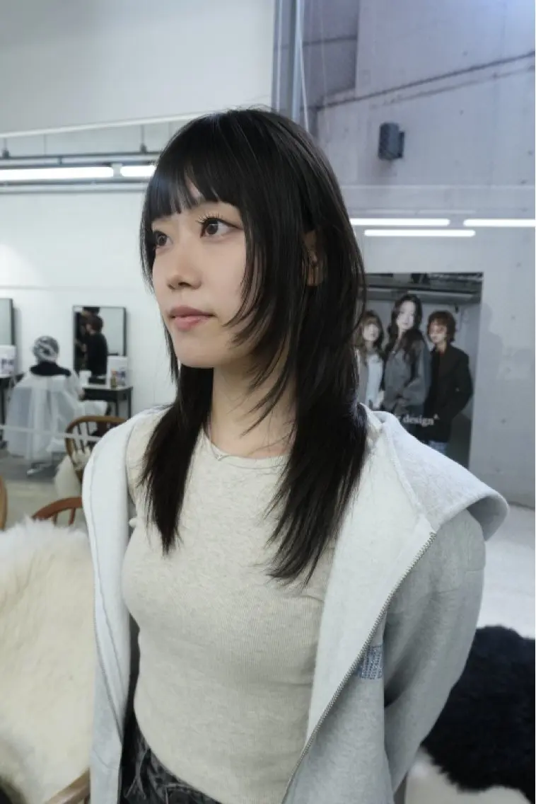 セミロング カット Pia ツボイ ケイタのヘアスタイル
