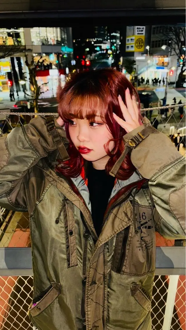 カラー 川野 真生のヘアスタイル
