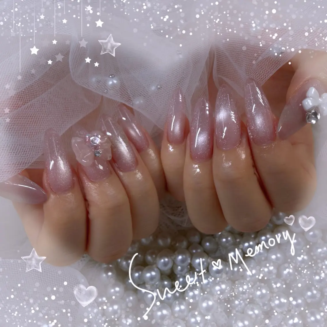 ネイル チークネイル フレンチネイル ガーリー ガラスフレンチ グラデーション ハンドネイル Chill Nailsalonのネイルデザイン