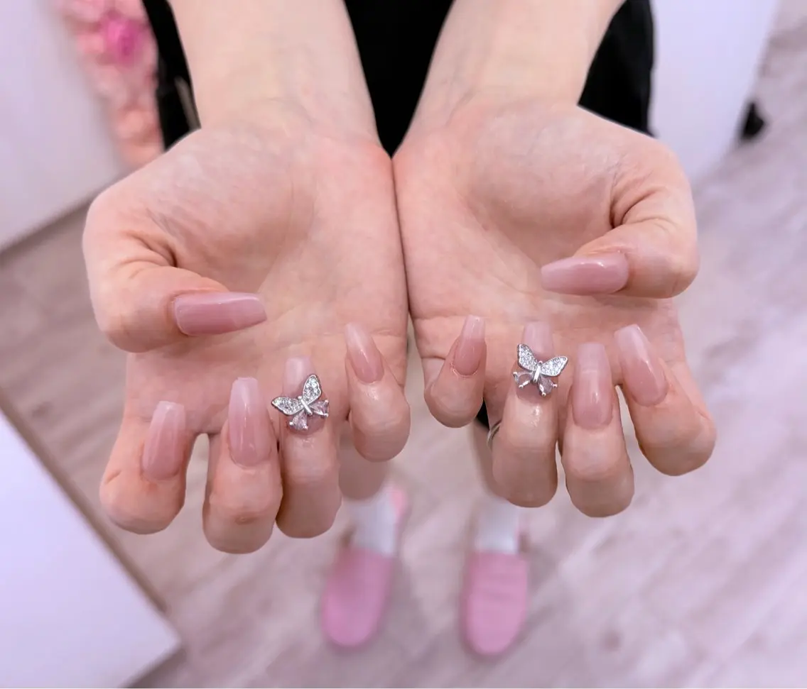 ネイル STUDIO •9のネイルデザイン