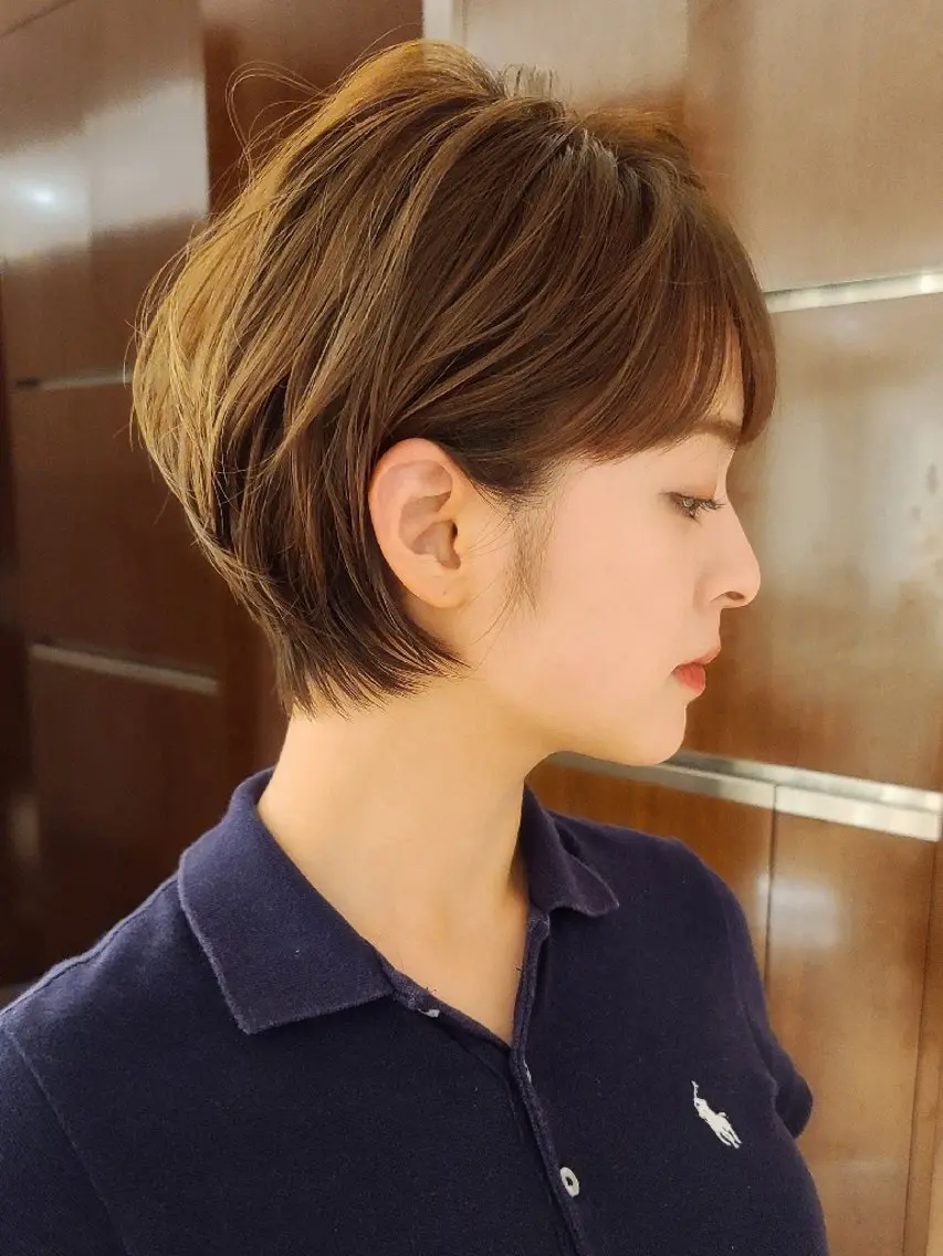 ショート 中高下 由真のヘアスタイル