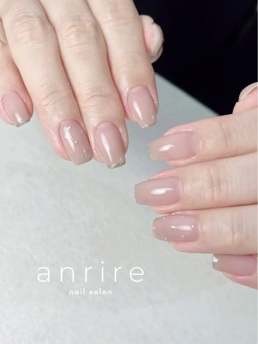 ネイル ドット ジェルネイル ラメ(グリッター) オフィスネイル パラジェル nailsalon anrireのネイルデザイン