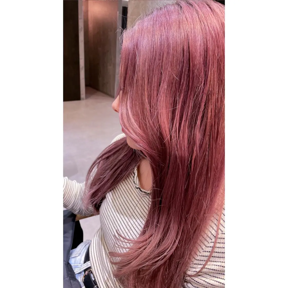 ロング カラー ピンクカラー カット トリートメント 齊藤 賢祐のヘアスタイル