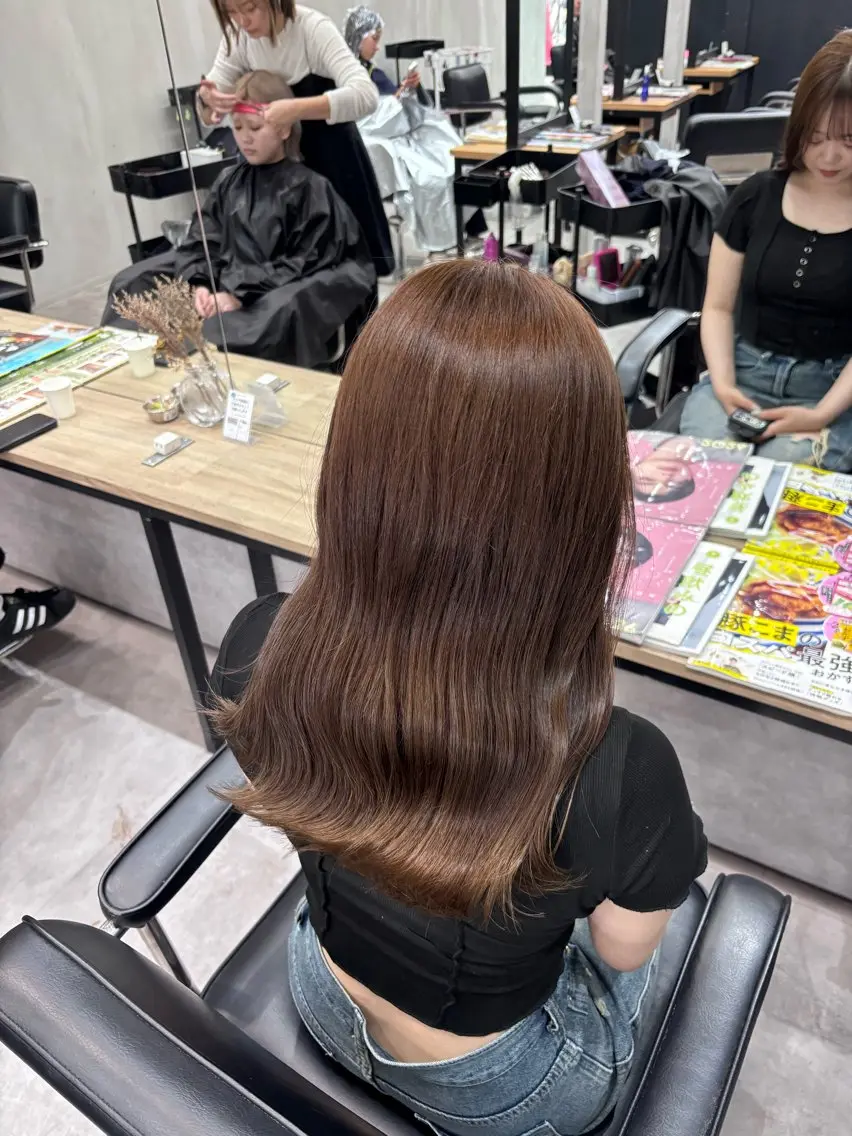 セミロング カット ヘアカラー トリートメント 片平 帆香のヘアスタイル