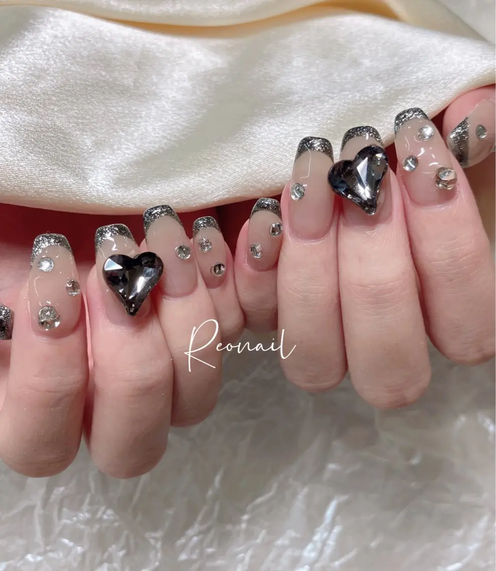 ネイル ハンドネイル Blowe ニュアンスのネイルデザイン