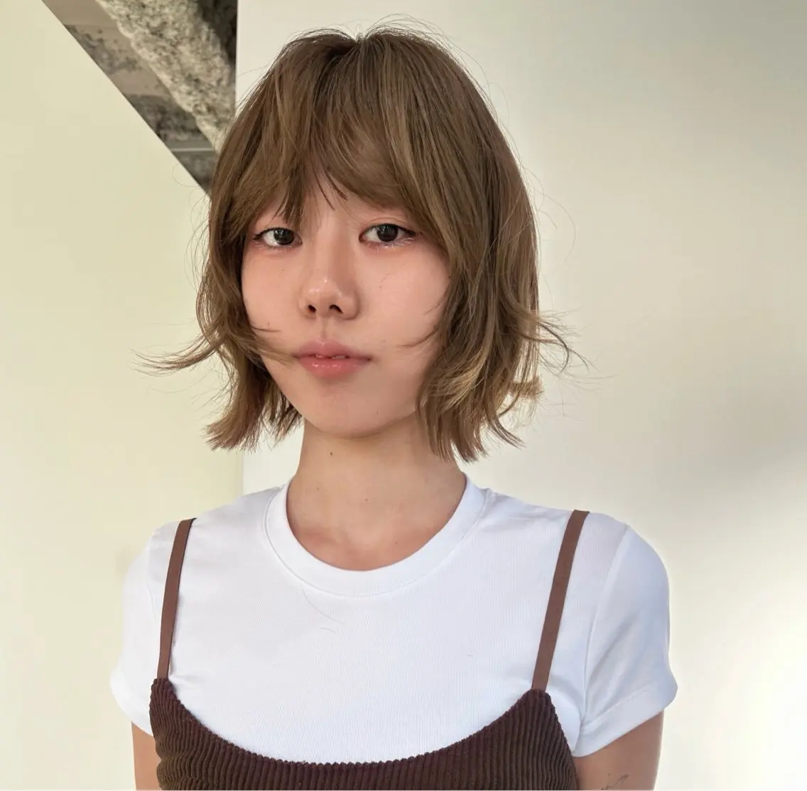 ミディアム カラー ヘアアレンジ ベージュカラー レイヤーカット ヘアカラー 🎀suzuna 透明感colorのヘアスタイル