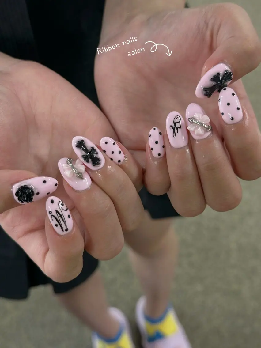 ネイル フレンチネイル ジェルネイル マグネットネイル 持ち込み ニュアンスネイル ハンドネイル Nami nailのネイルデザイン