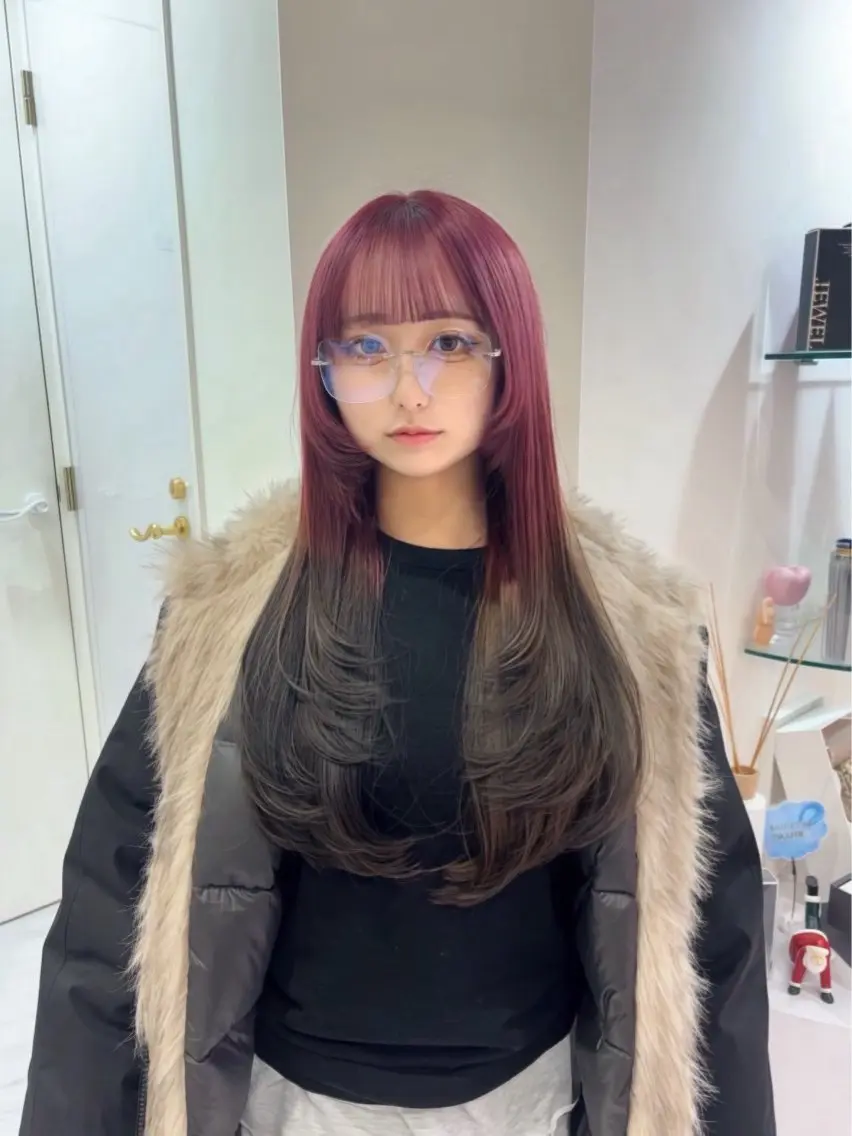 ロング ハイレイヤー レイヤーカット カット ヘアカラー MONA HIYORIのヘアスタイル