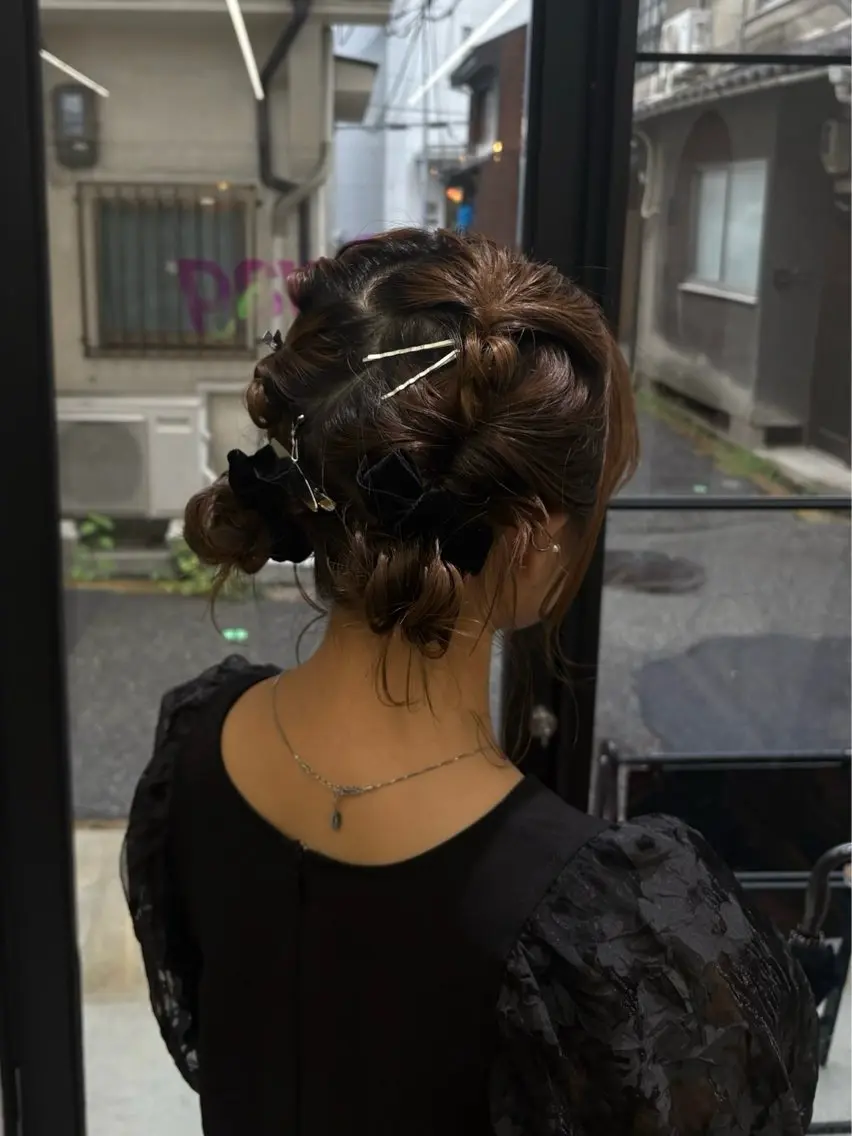ミディアム ヘアアレンジ momo / カラー、カットモデルのヘアスタイル