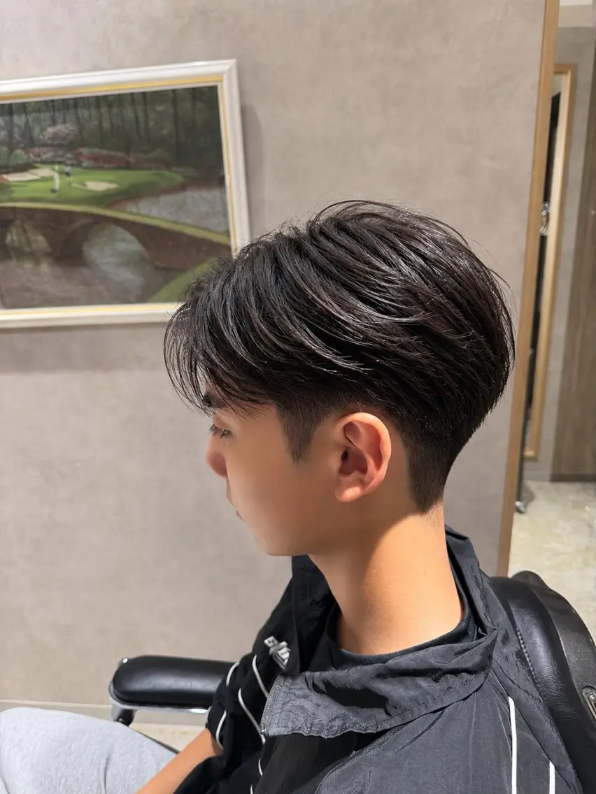 メンズ センターパート カット 透明感/暖色カラー いっきのヘアスタイル