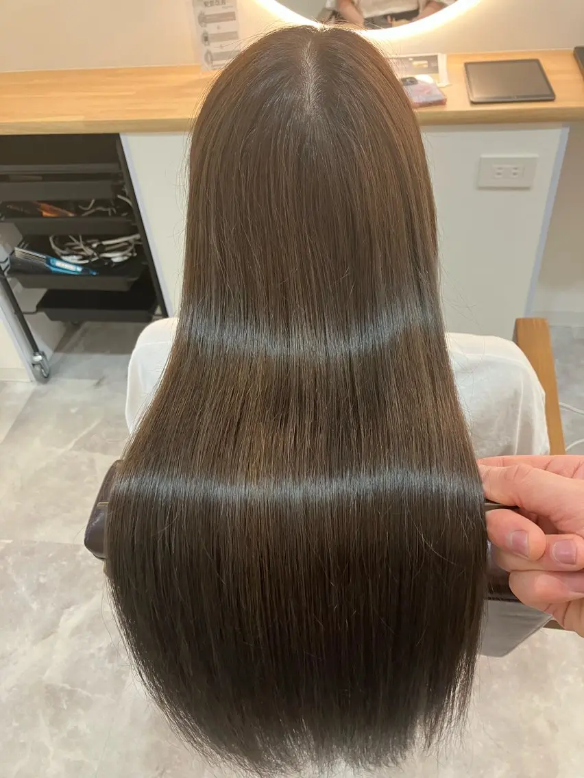 ロング カラー パーマ キッズ カット ヘアカラー トリートメント 横浜関内髪質改善 re:Magoのヘアスタイル
