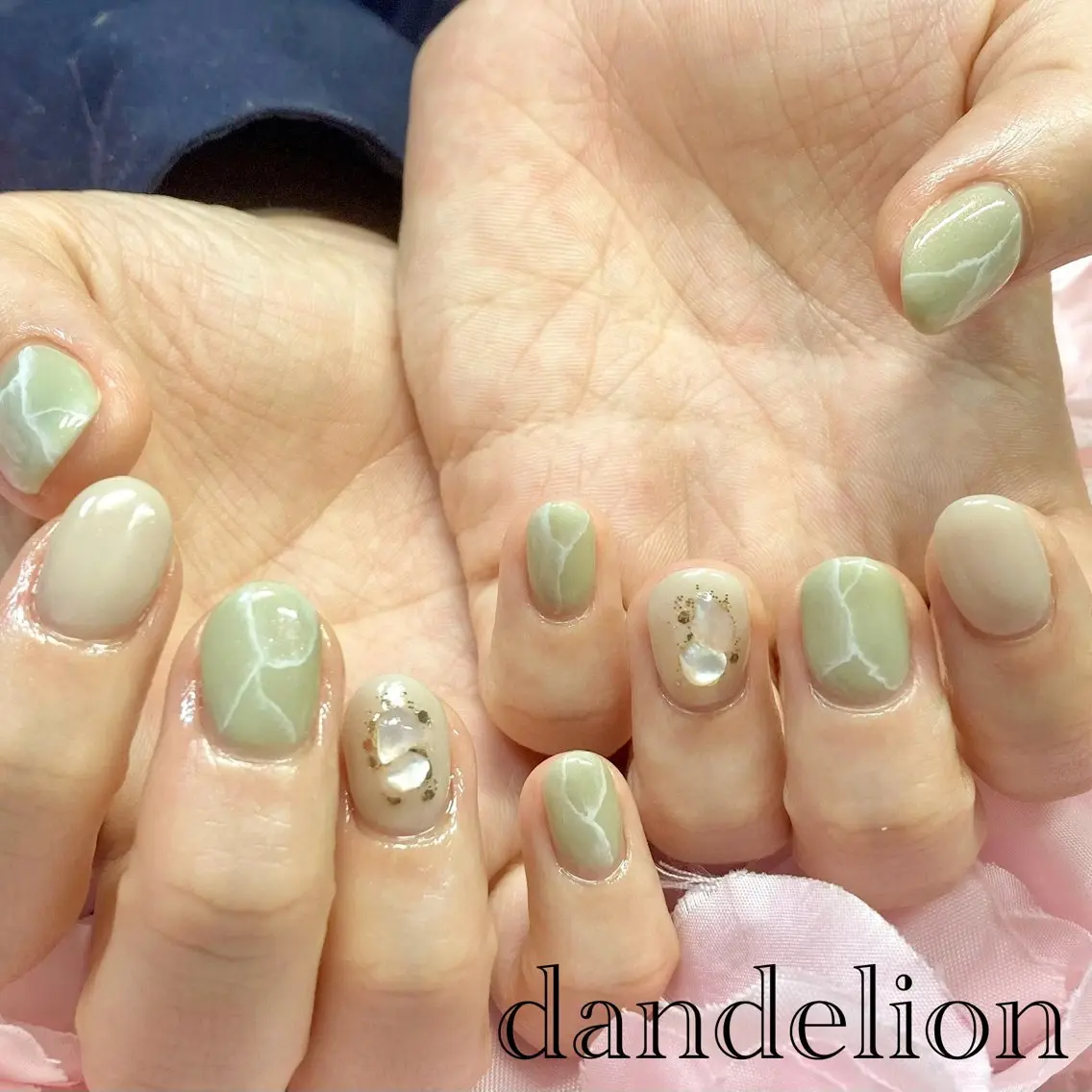 ネイル ハンドネイル ハンドケア dandelion ダンデライオンのネイルデザイン