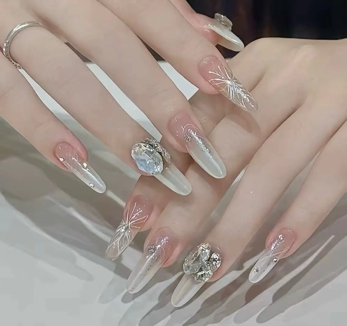 ネイル チークネイル 長さ出し フレンチネイル ガーリー 韓国ネイル sun nail池袋 モデル募集のネイルデザイン