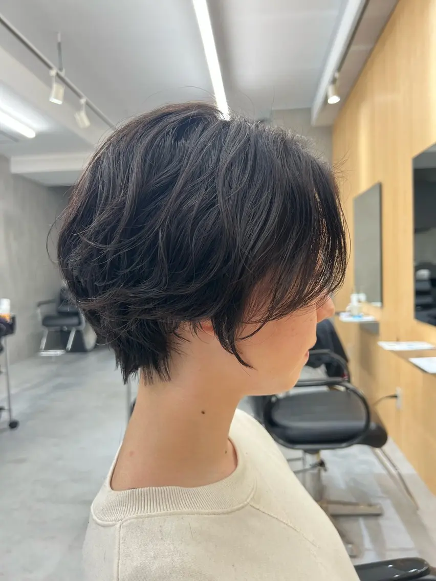 ショート パーマ 曲がる縮毛矯正 バレイヤージュ森田のヘアスタイル