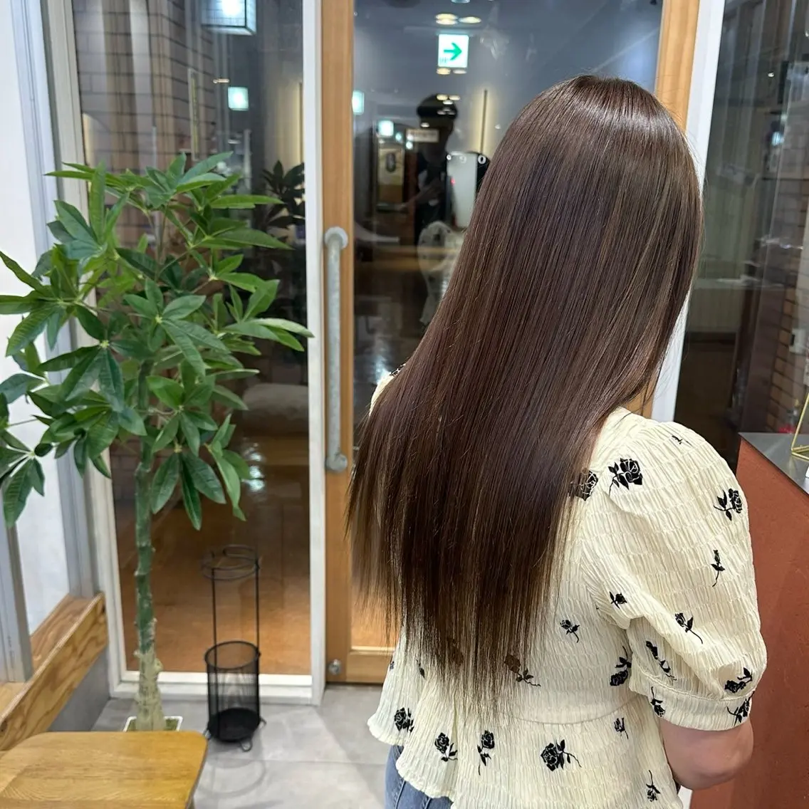ロング 縮毛矯正 トリートメント オリーブカラー/ 透明感/まいのヘアスタイル