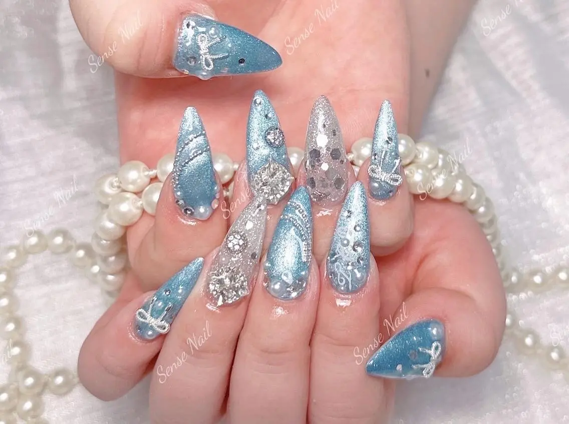 ネイル ハンドネイル ハンドケア 🦋Yumiio 🦋のネイルデザイン