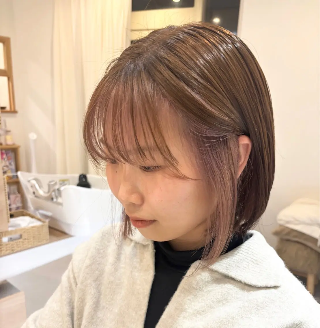 ミディアム ボブ mile 〔東二見〕のヘアスタイル