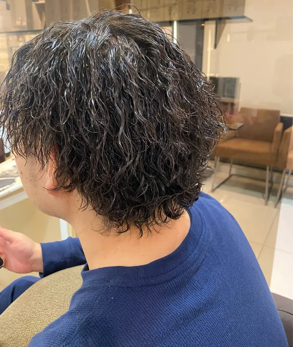 パーマ メンズ 切りっぱなしボブ メンズブリーチ メンズ韓国風 メンズパーマ メンズツイストパーマ 🐥波巻き/メンズ/ ショート🐥いとみなのヘアスタイル