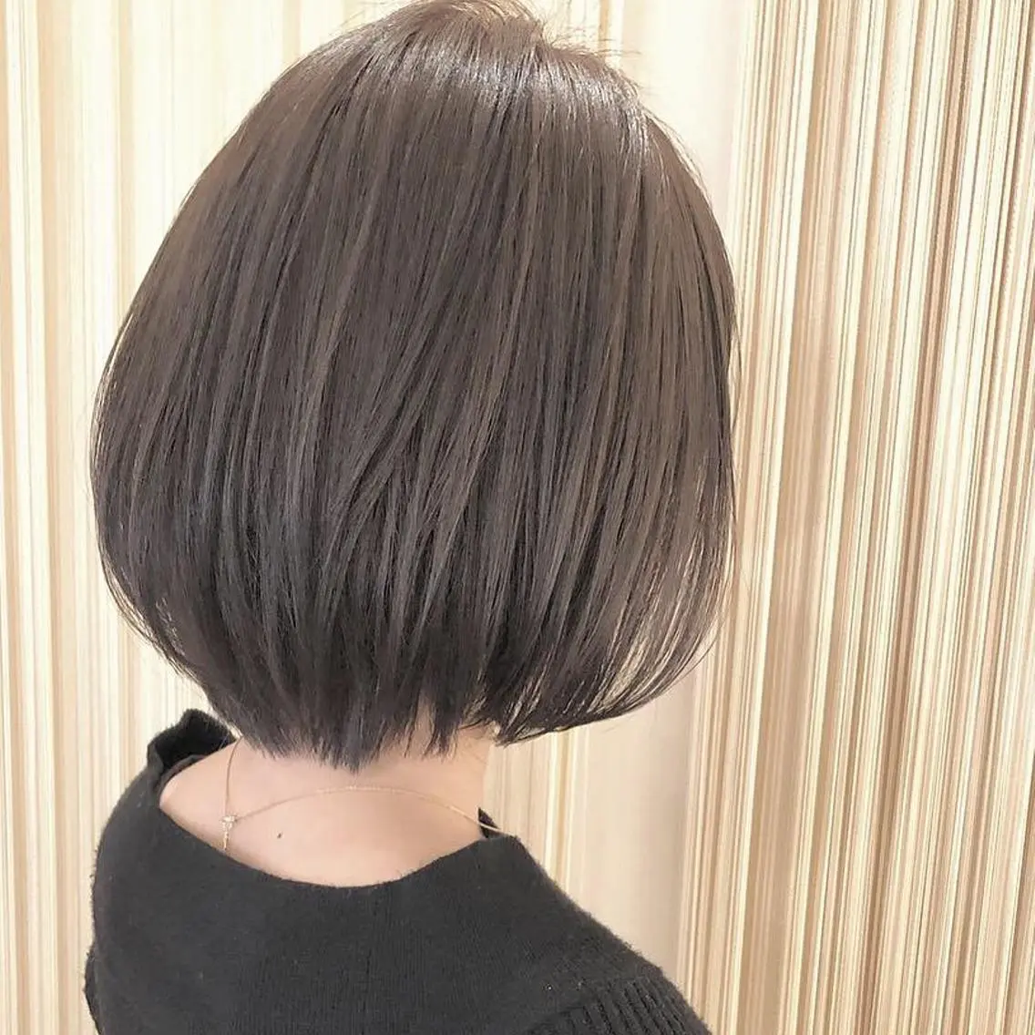 ショート ボブ くせ毛×ショート 上岡勇祐のヘアスタイル