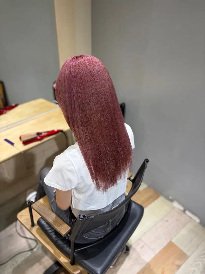 ロング ヘアカラー 💜🦋 COCONA🦋💜のヘアスタイル
