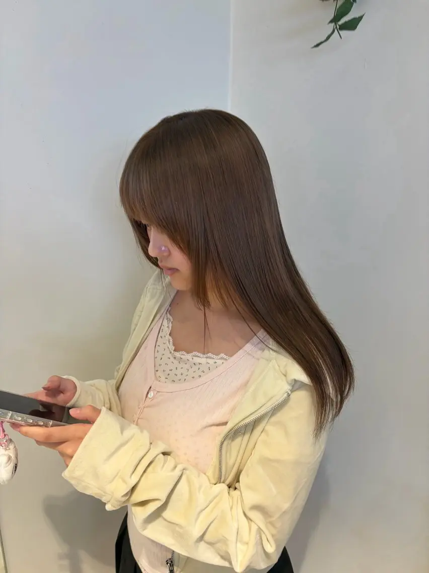 ロング ヘアカラー 畑澤 和果のマツエク・マツパデザイン