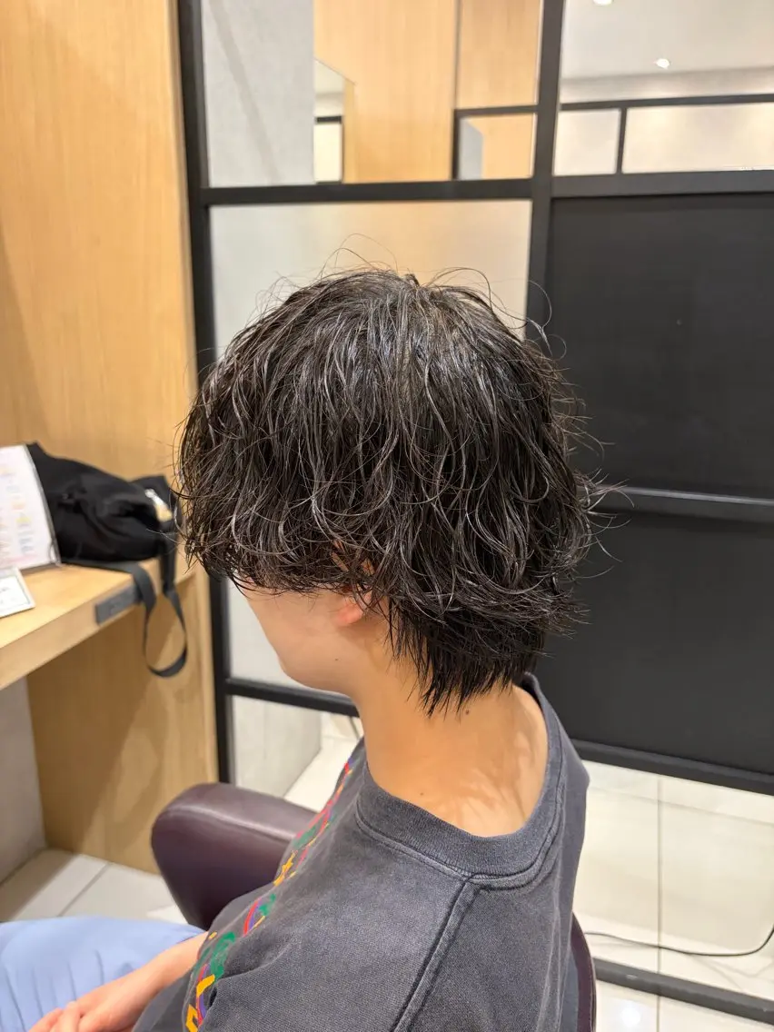 ミディアム パーマ ミディアムパーマ 【ハイトーン推し】 大澤勝悟のヘアスタイル