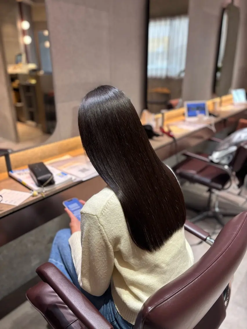 ロング パーマ カット 縮毛矯正 トリートメント overhair : shinmaのヘアスタイル