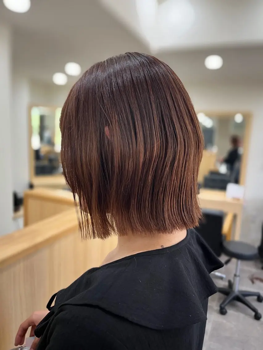 ミディアム カラー 切りっぱなしボブ ブラウンカラー オレンジ オレンジブラウン ボブ (kakko) ayumiのヘアスタイル