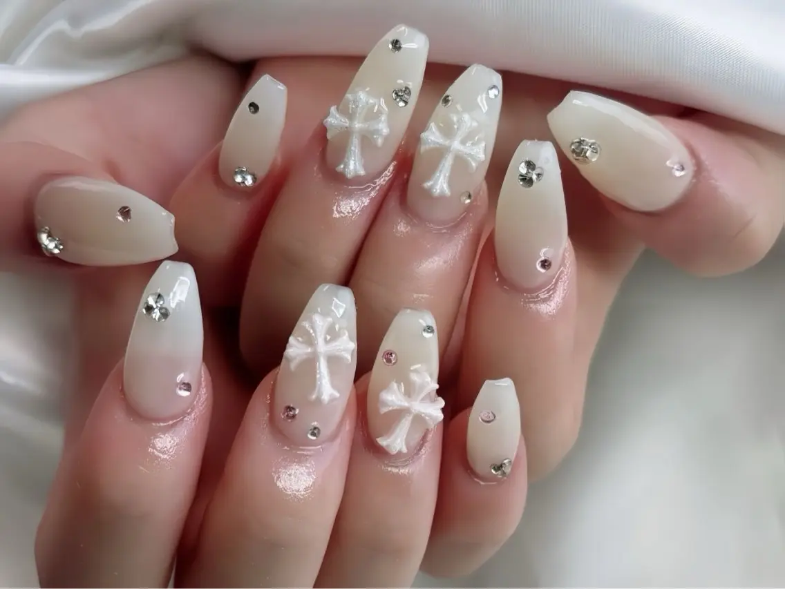 ネイル アートネイル フレンチネイル ジェルネイル 韓国ネイル ミラーネイル ハンドネイル Rin Nail 新大久保店のネイルデザイン