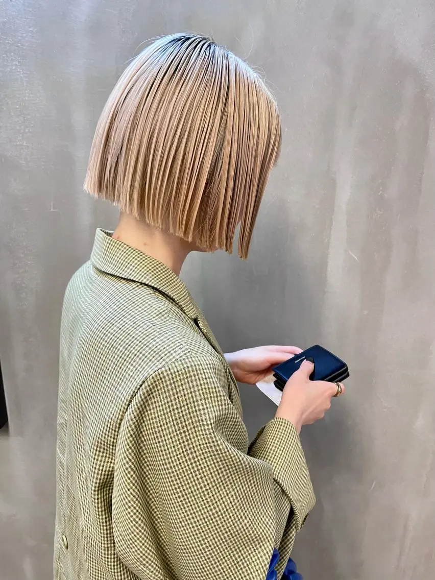 🎟 5月限定🎟カット＋ブリーチ無しのダブルカラー🧚‍♀️（イルミナカラー）＋トリートメント🥣の写真