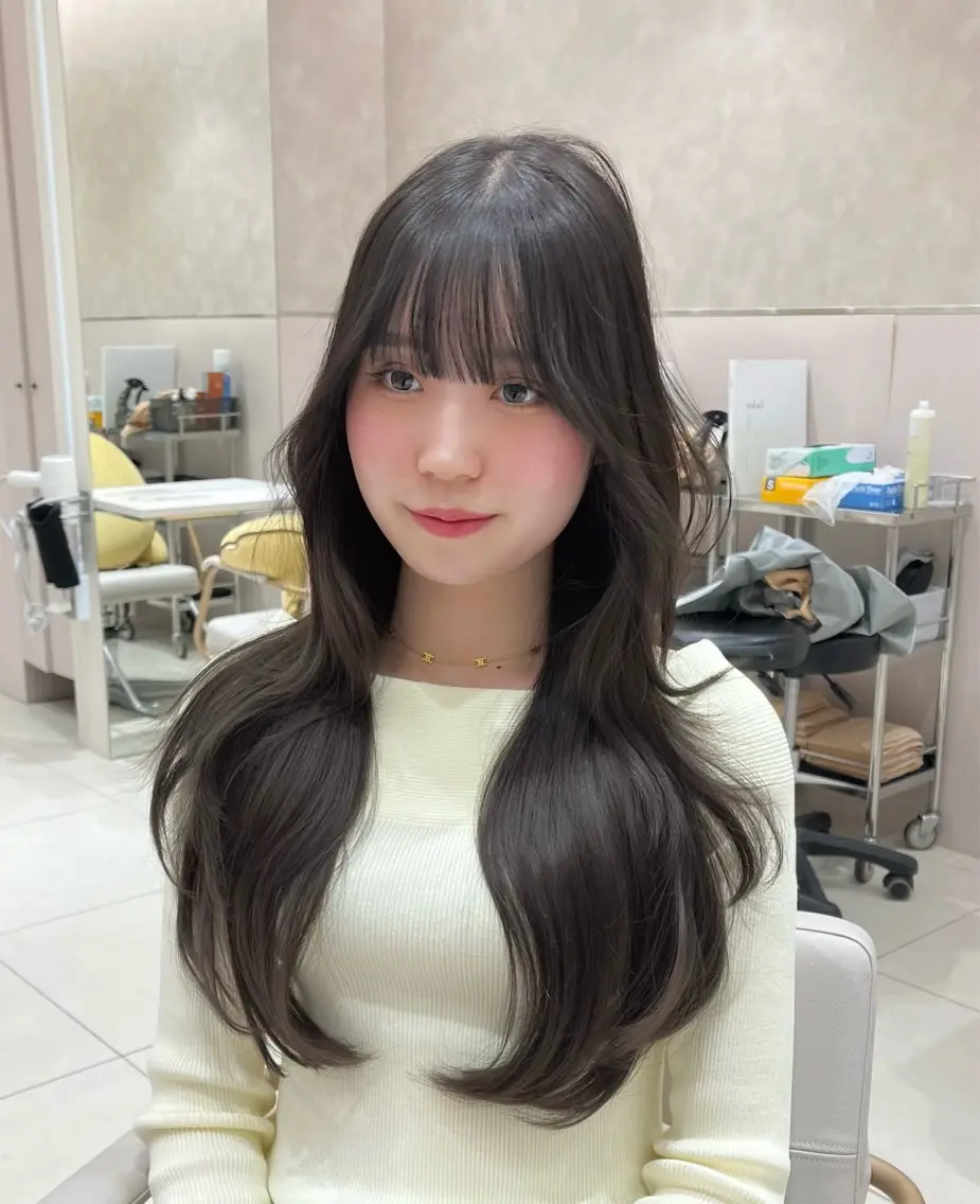 ロング 赤み消し透明感カラー 似合わせ前髪柴田礼空のヘアスタイル
