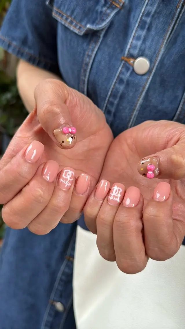 ネイル フラッシュネイル フラッシュマグ フットネイル フレンチネイル 韓国ネイル ハンドネイル SAKU nail 作島茜のネイルデザイン
