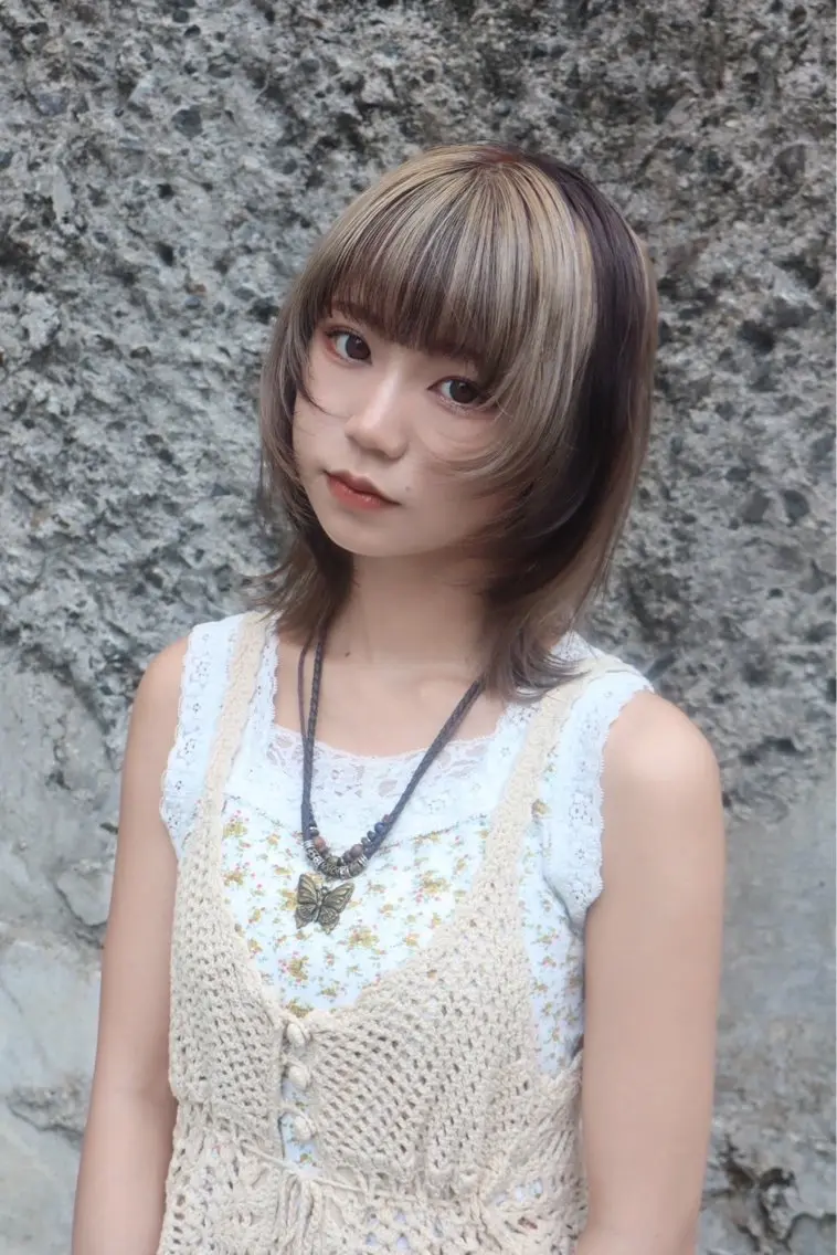 ミディアム カラー カット ヘアカラー レイヤー/ブリーチ iwamiya岩見谷のヘアスタイル