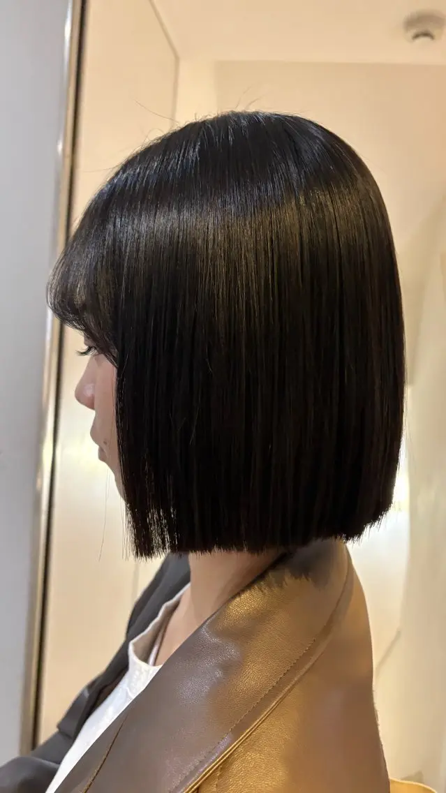 ショート 切りっぱなしボブ ボブ 韓国風ヘア Yuta✂︎ 韓国レイヤー🪽のヘアスタイル