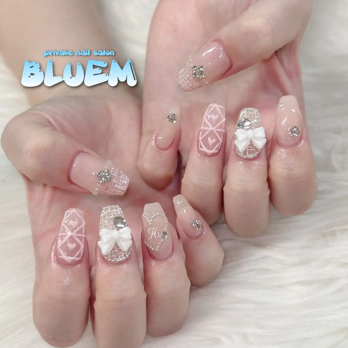 ネイル ハンドネイル BLUEM なな🐶のネイルデザイン