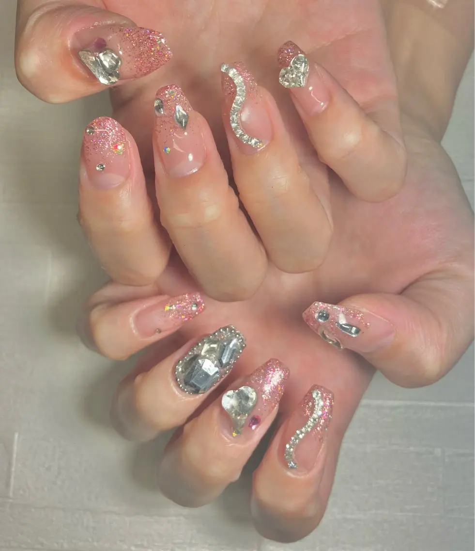 ネイル Liennail 持込デザインやり放題のネイルデザイン