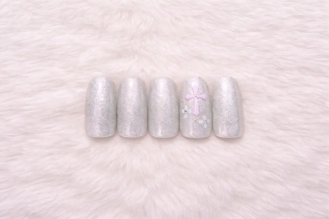 ネイル 南森町rebest 💅nailのネイルデザイン