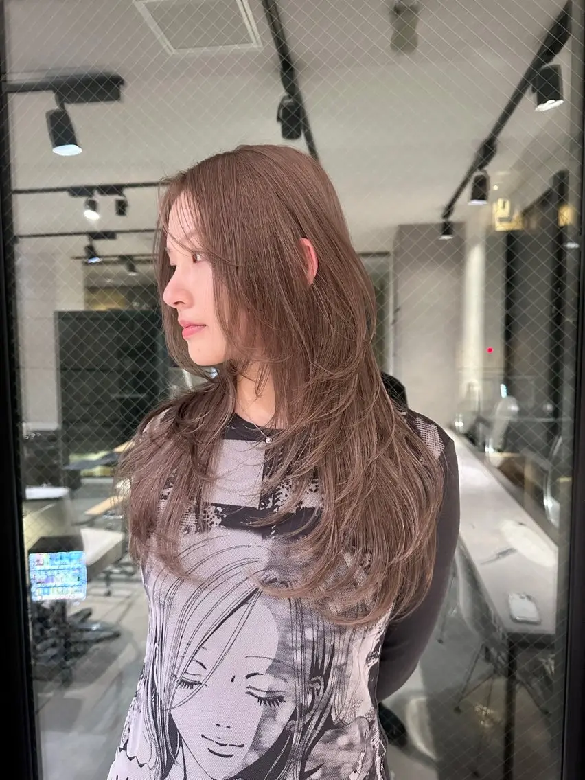ロング ヘアカラー 愛されgirly Haruka🤍のヘアスタイル