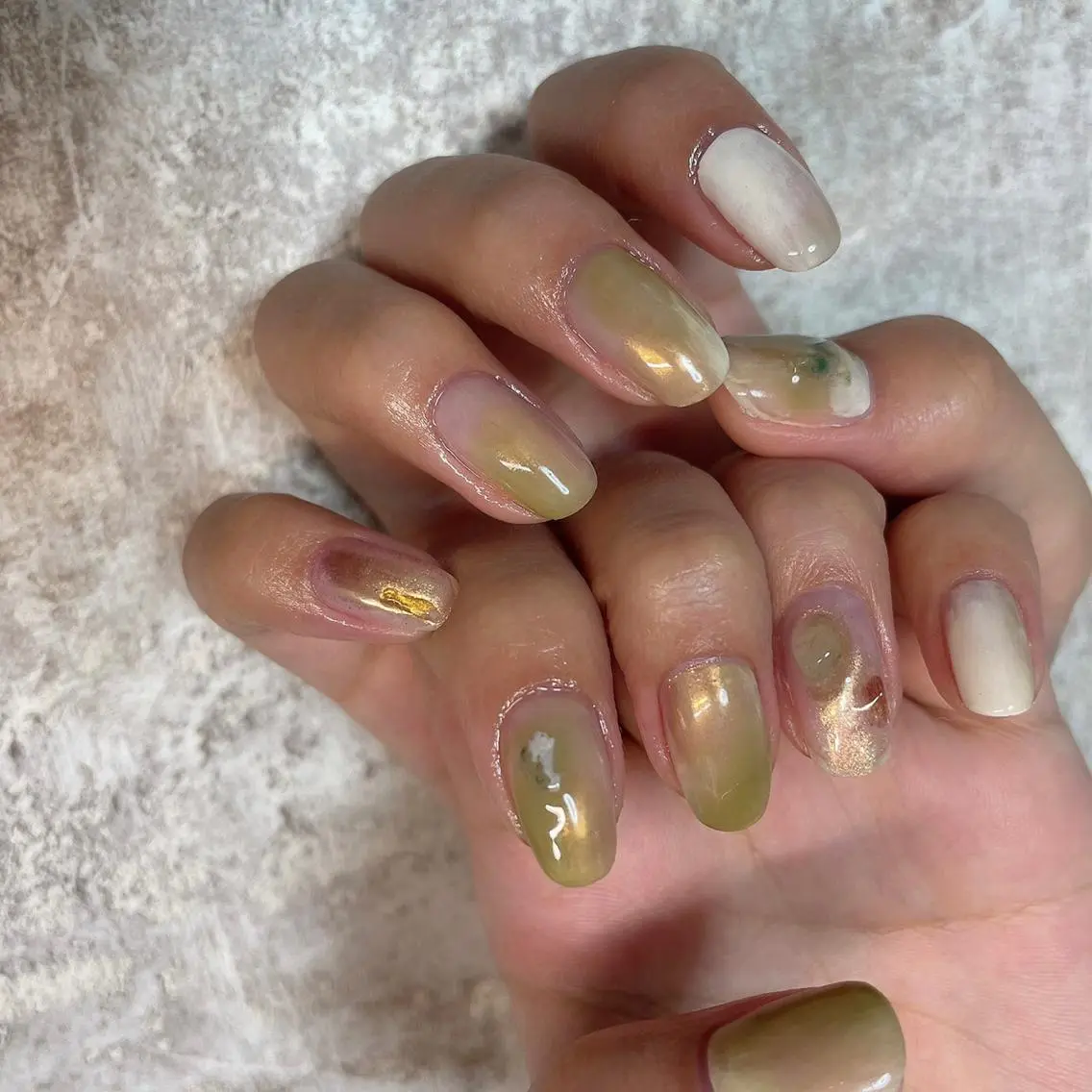 ネイル グリーン ハンドネイル lilbondir. chiharuのネイルデザイン