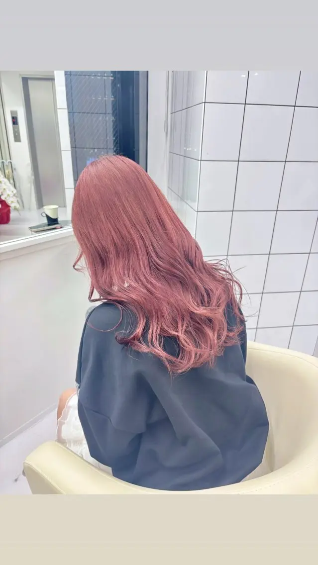 セミロング ヘアカラー 💋ブリーチモデル 募集💋suzuneのヘアスタイル