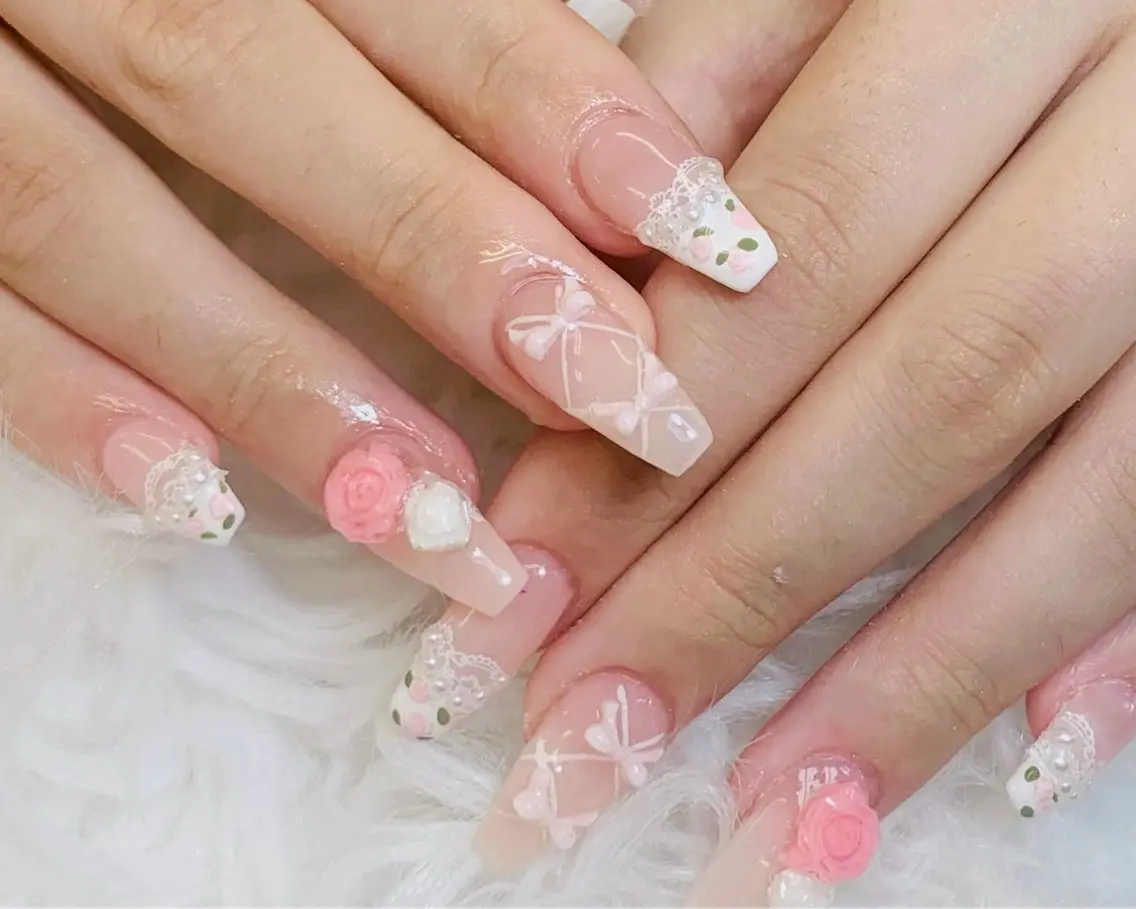 ネイル チークネイル 長さ出し フラッシュネイル フレンチネイル グラデーション ハンドネイル AN NAIL SALONのネイルデザイン