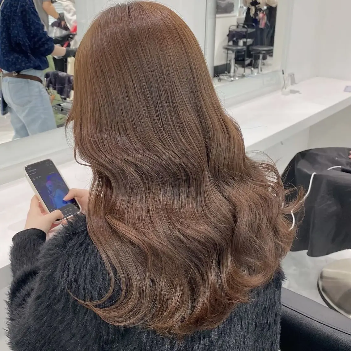 ロング カラー ヘアアレンジ ブリーチ ブリーチなしカラー 髪質改善 🫧モテる💗ダメー ジレスハイトーン🫧のヘアスタイル
