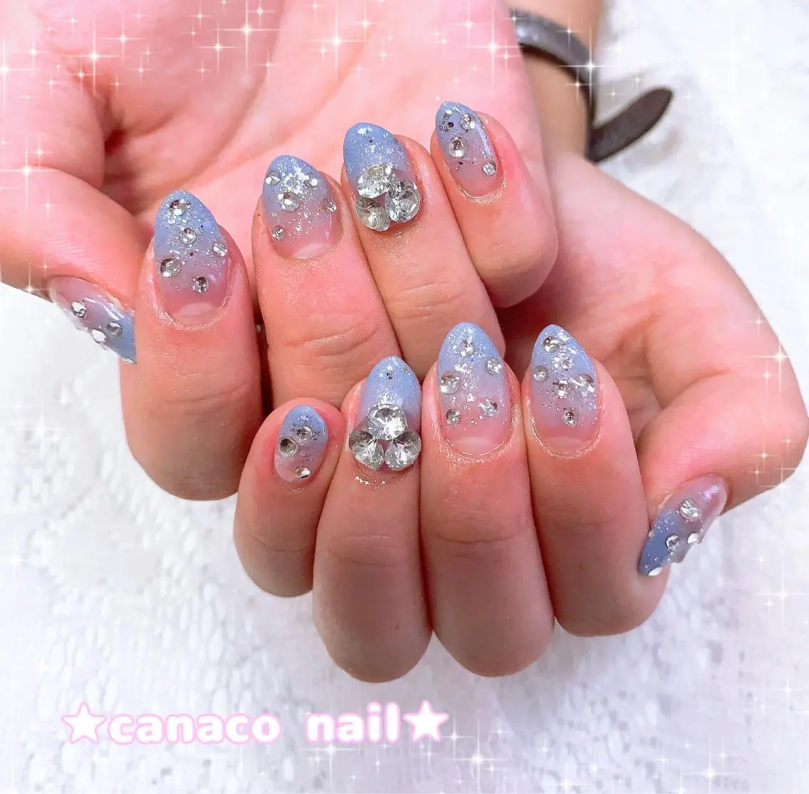 ネイル キラキラネイル ストーンネイル ベテランネイル cnc nailのネイルデザイン