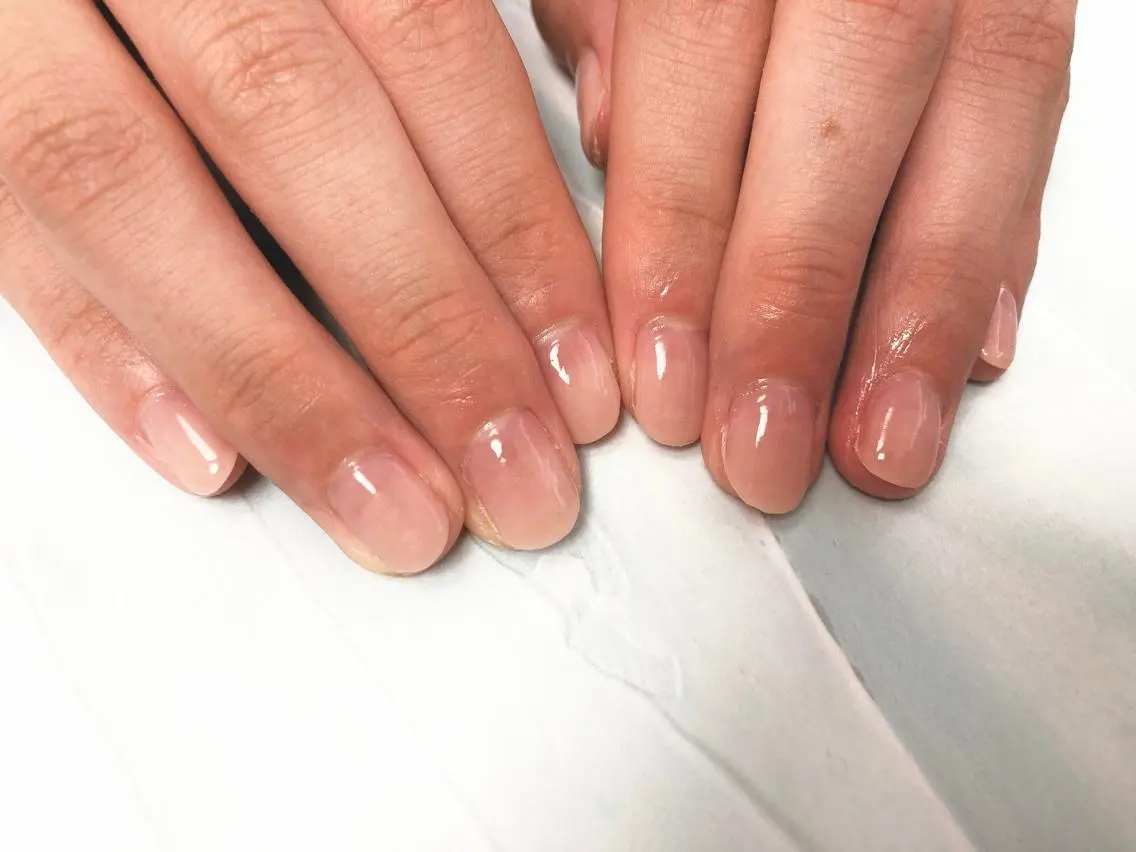 ネイル オフィスネイル ピンク mogunail &blowのネイルデザイン
