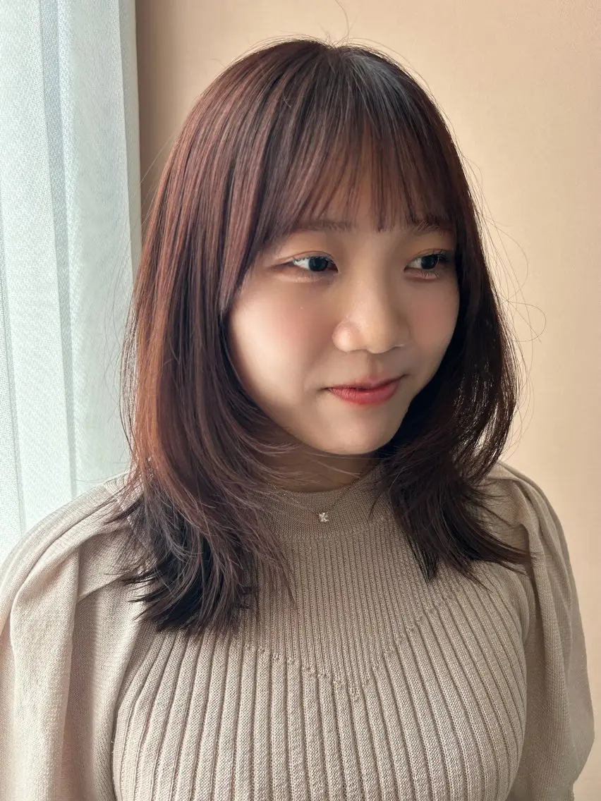 セミロング カラー ハッシュカット hubhair レイヤー/透明感のヘアスタイル