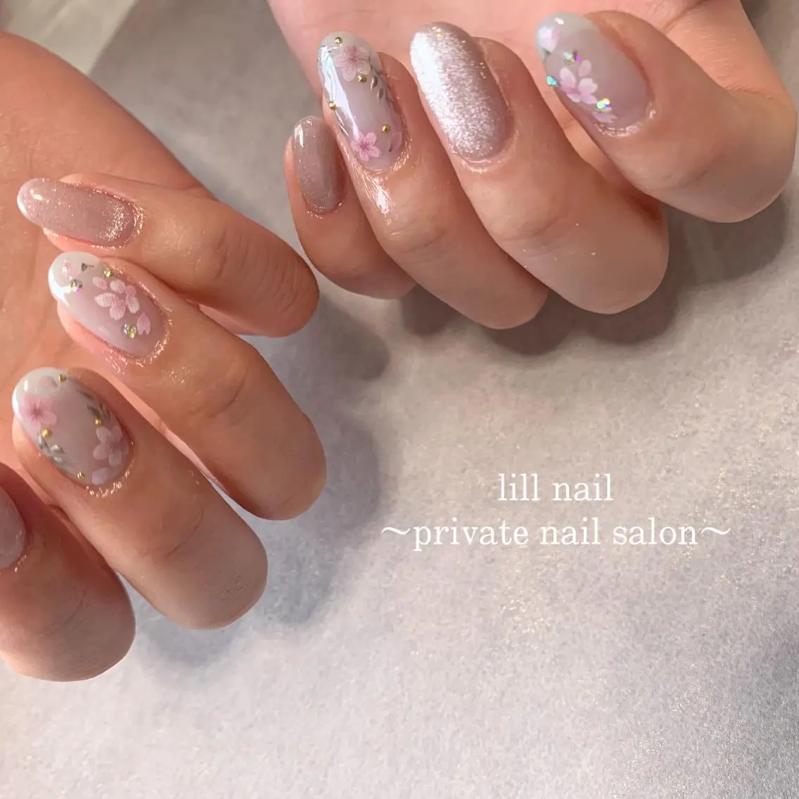 ミディアム pllia beautyのネイルデザイン