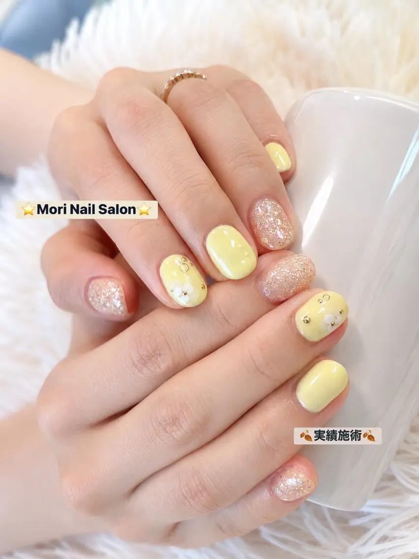 ⭐️デラックスワンカラージェル💗「2色可能」💛「シンプルアート2本付け」「オフ込み」✨🧡の写真