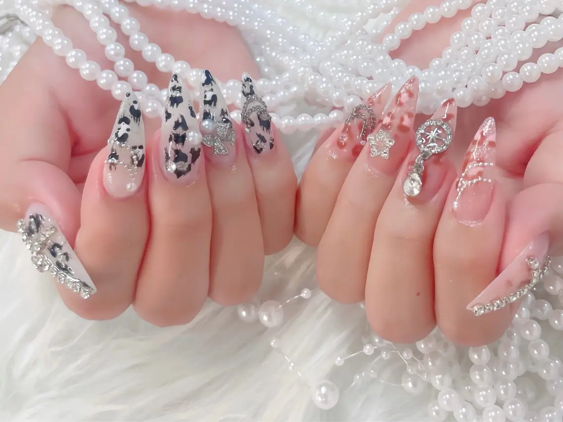 ネイル ブルー ジェルネイル ガーリー グラデーション グリーン ハンドネイル Rin Nail 新大久保店のネイルデザイン