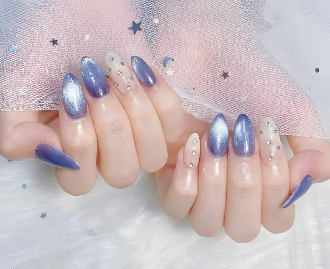 ネイル チークネイル 長さ出し フレンチネイル ジェルネイル グラデーション ハンドネイル THANHTHANH NAILのネイルデザイン