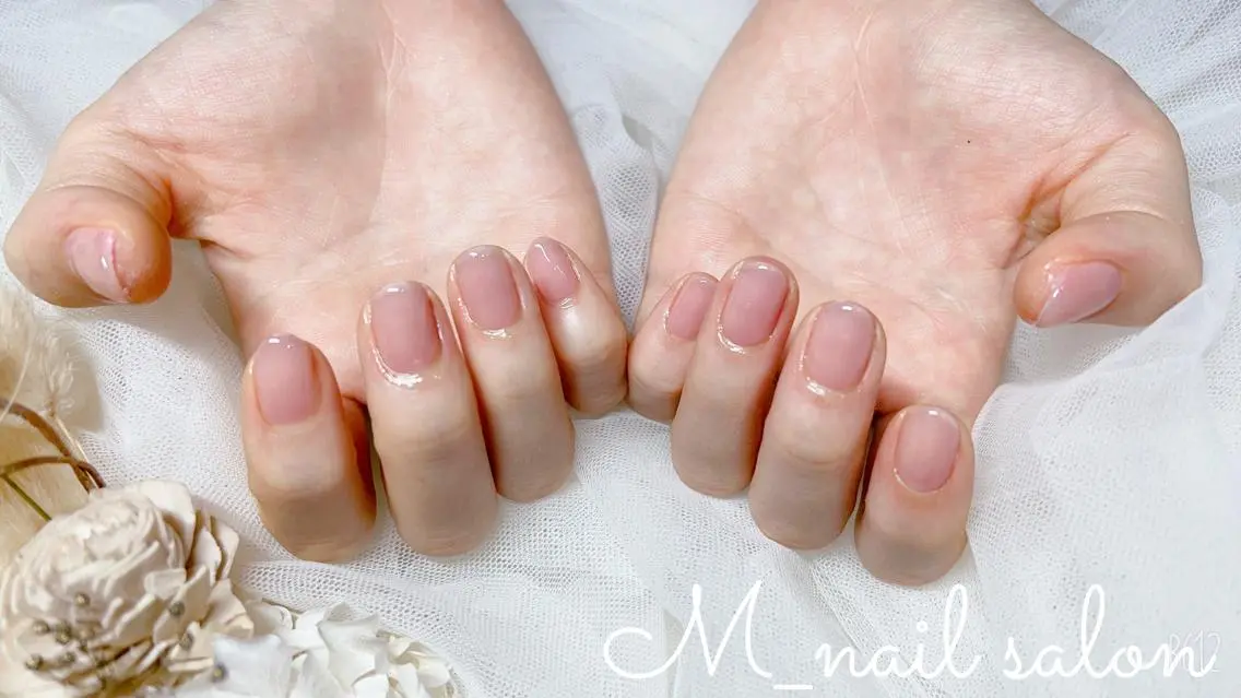 ネイル シンプルネイル M_ nail salonのネイルデザイン